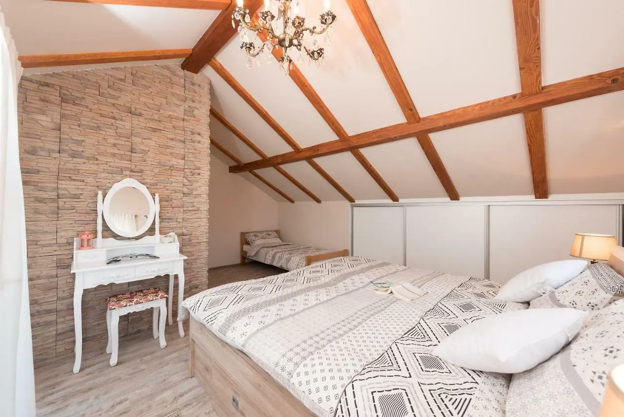 Apartman Bella Vista 0*, Kastav Croatia